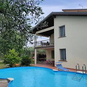 Bed & Breakfast Maison N&m, Desenzano del Garda