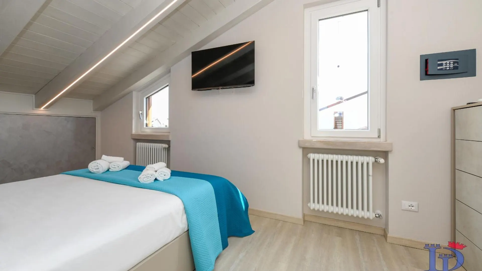 Desenzanoloft Official Partner Marriott Homes & Villas - H2O Inside Green Residence With 3 Pools Desenzano del Garda 0*,  Italy