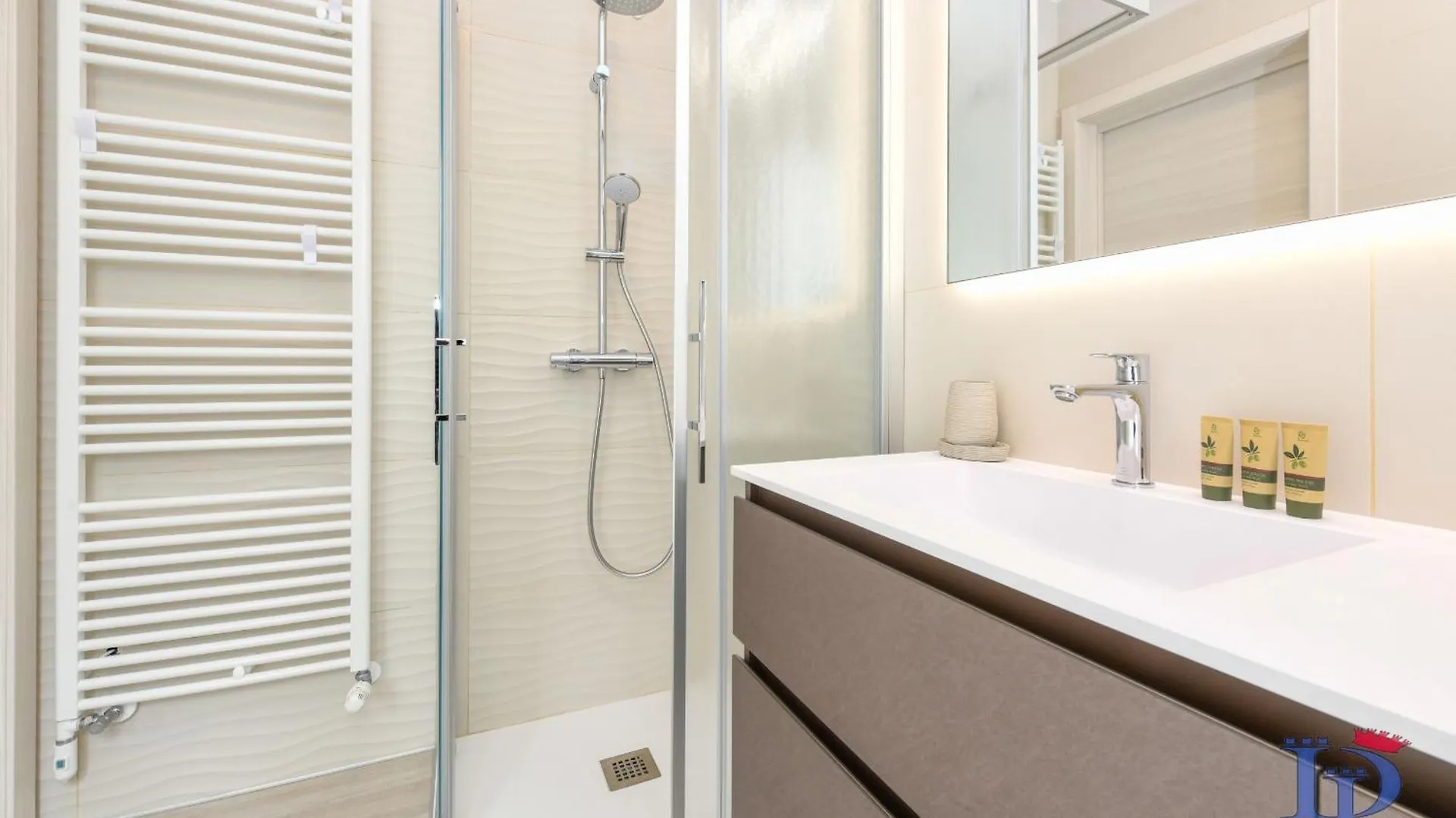 Desenzanoloft Official Partner Marriott Homes & Villas - H2O Inside Green Residence With 3 Pools Desenzano del Garda Holiday home